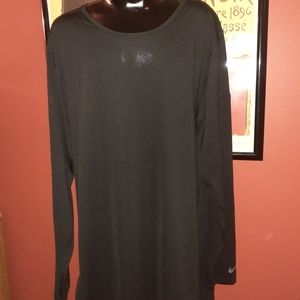 Nike men's Dri-fit size Large long sleeve shirt